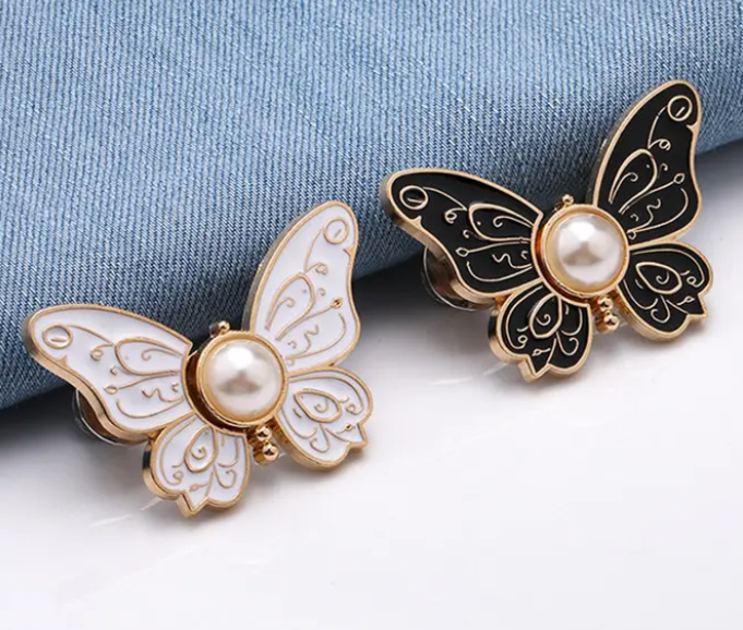 Elegant Pearl Butterfly Brooch Pin – Vintage Enamel Lapel Accessory