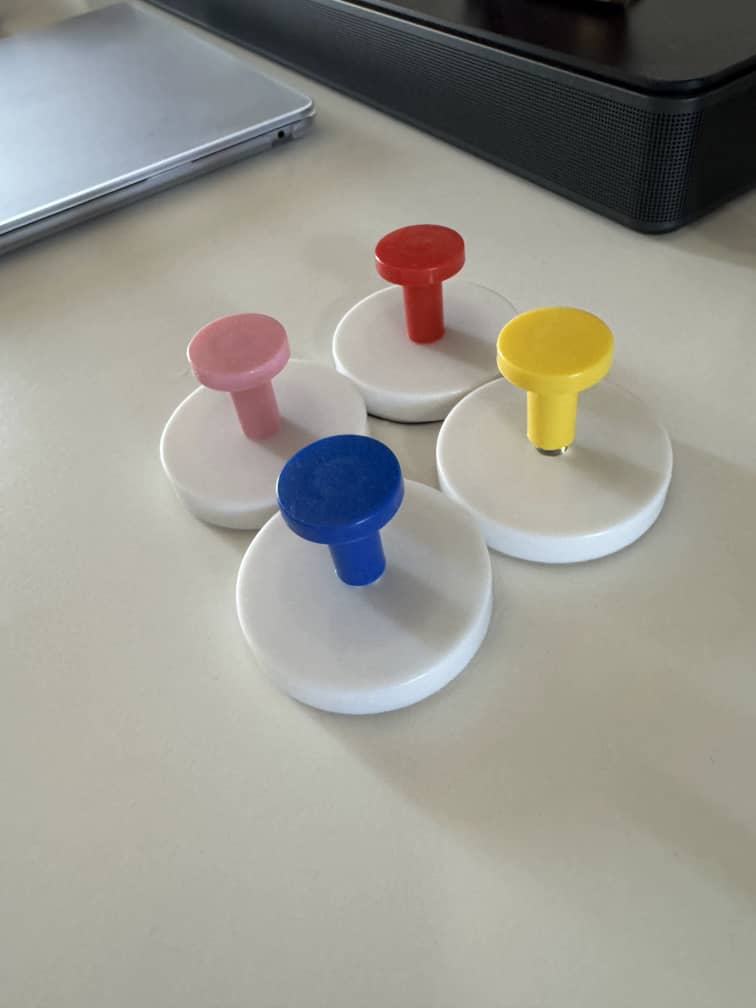 Rotating Vacuum Suction Wall Hook