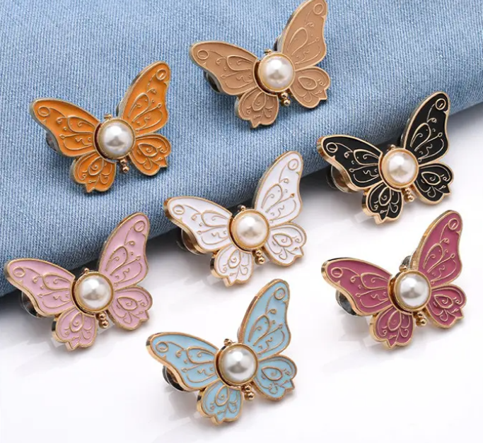 Elegant Pearl Butterfly Brooch Pin – Vintage Enamel Lapel Accessory